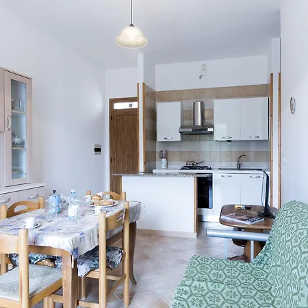 Casa Vacanza Trilocale 79 Sant'Andrea (Apulia)